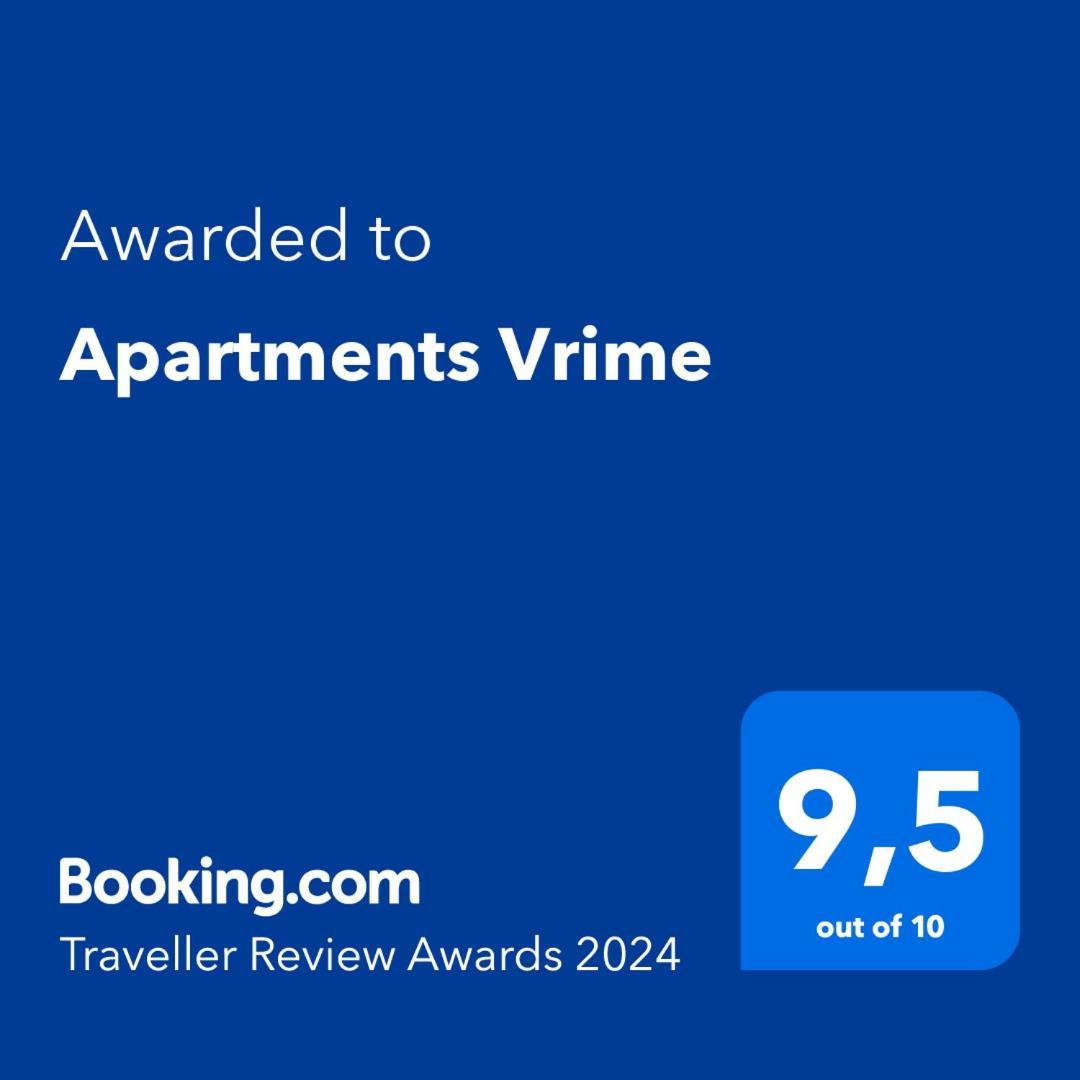 Apartments Vrime Biograd Na Moru Esterno foto