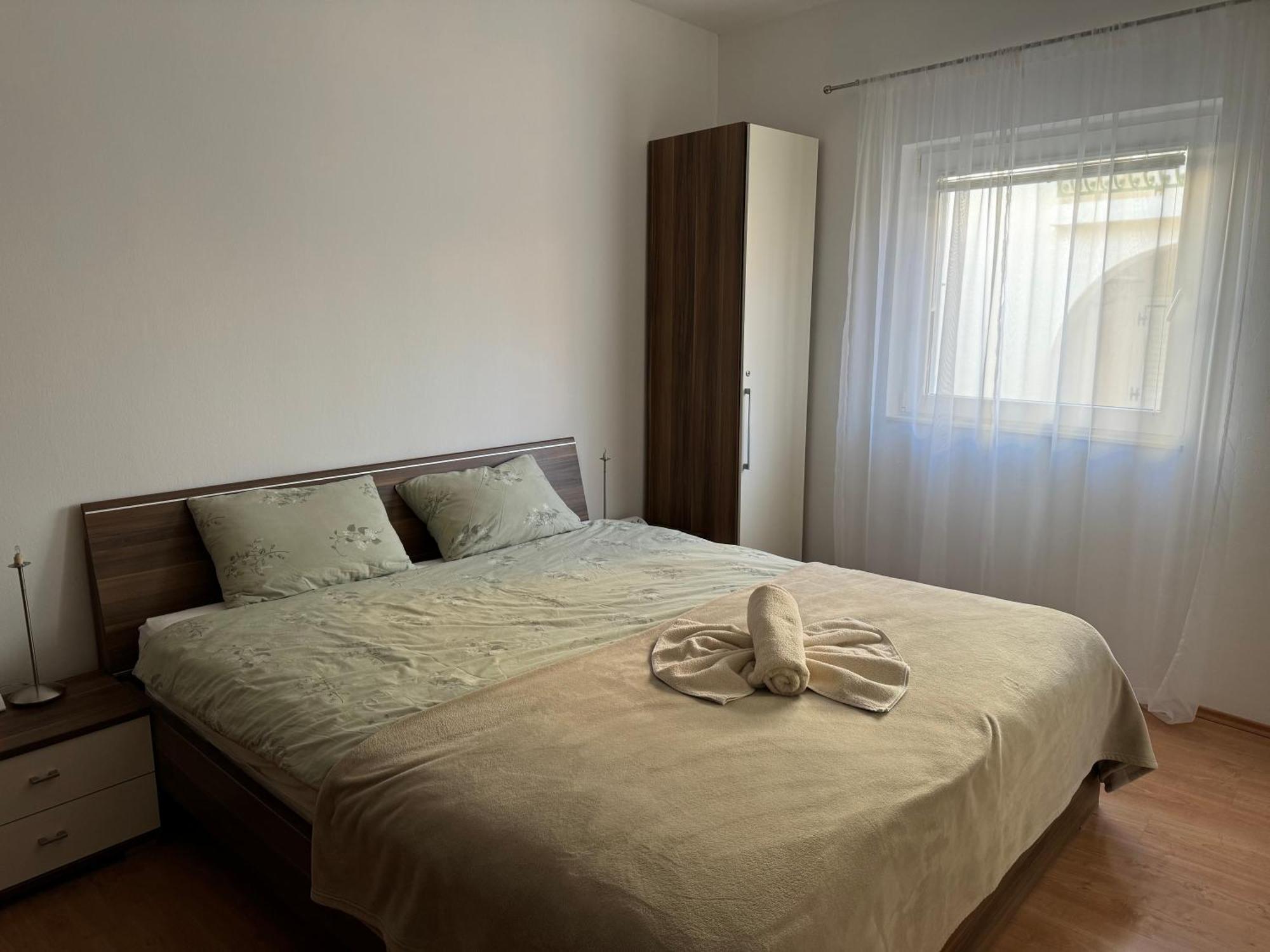 Apartments Vrime Biograd Na Moru Esterno foto
