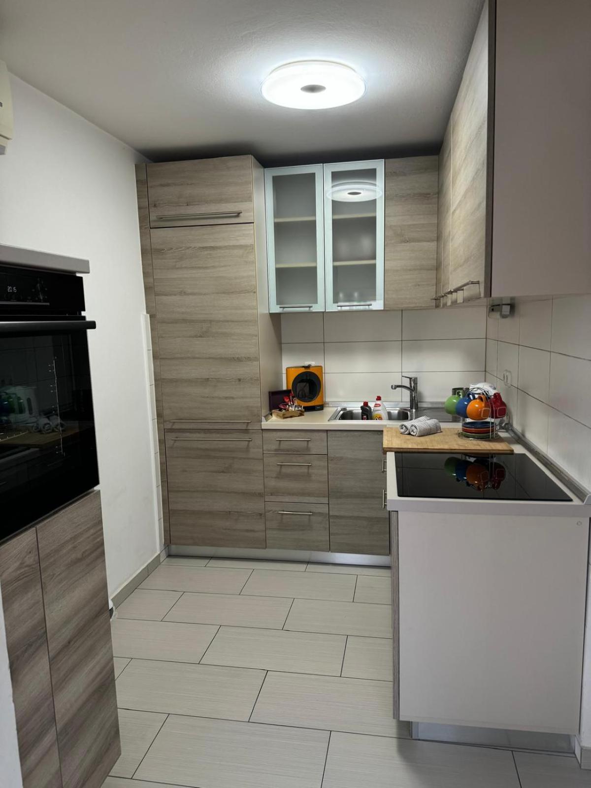 Apartments Vrime Biograd Na Moru Esterno foto