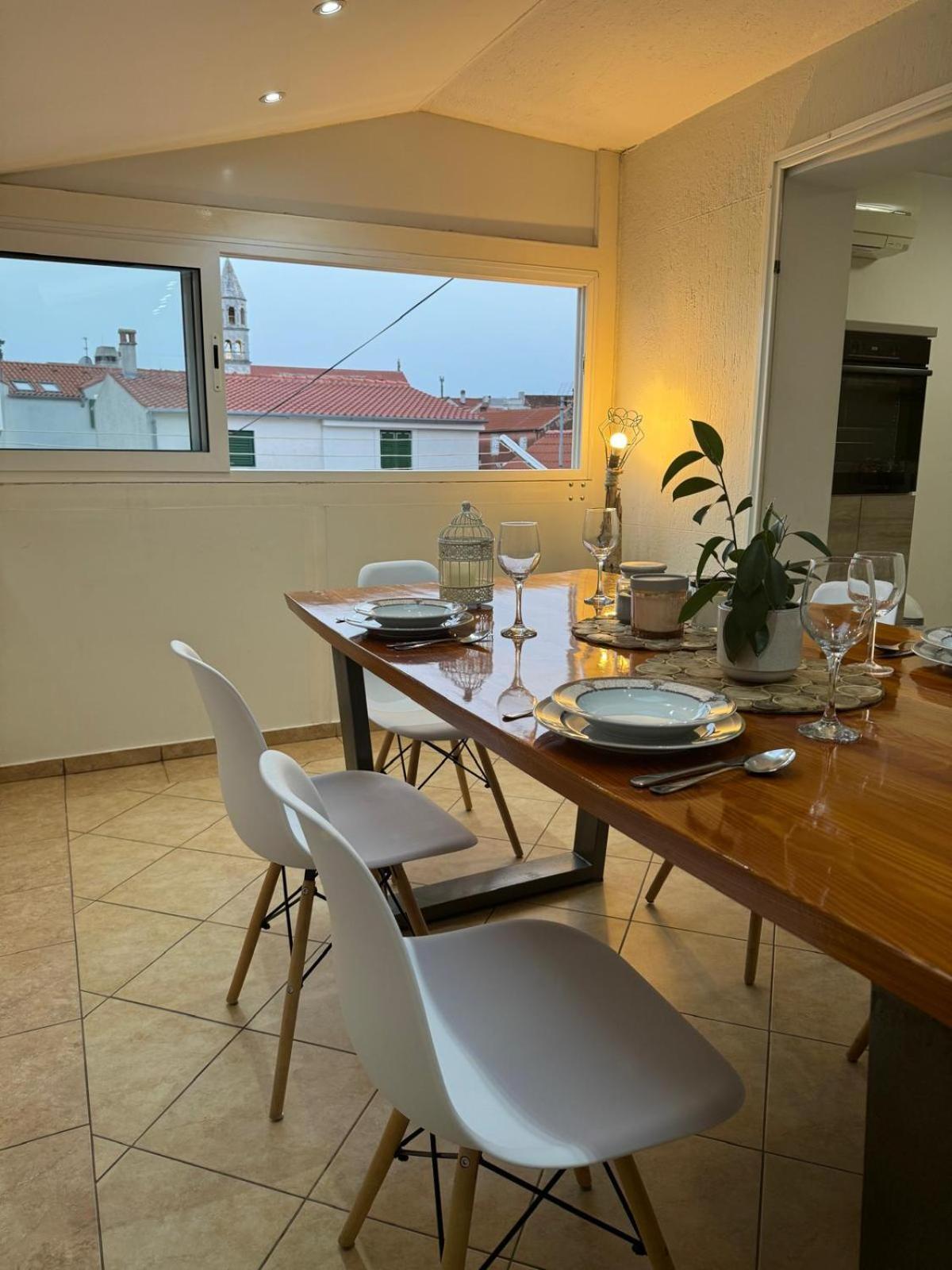 Apartments Vrime Biograd Na Moru Esterno foto